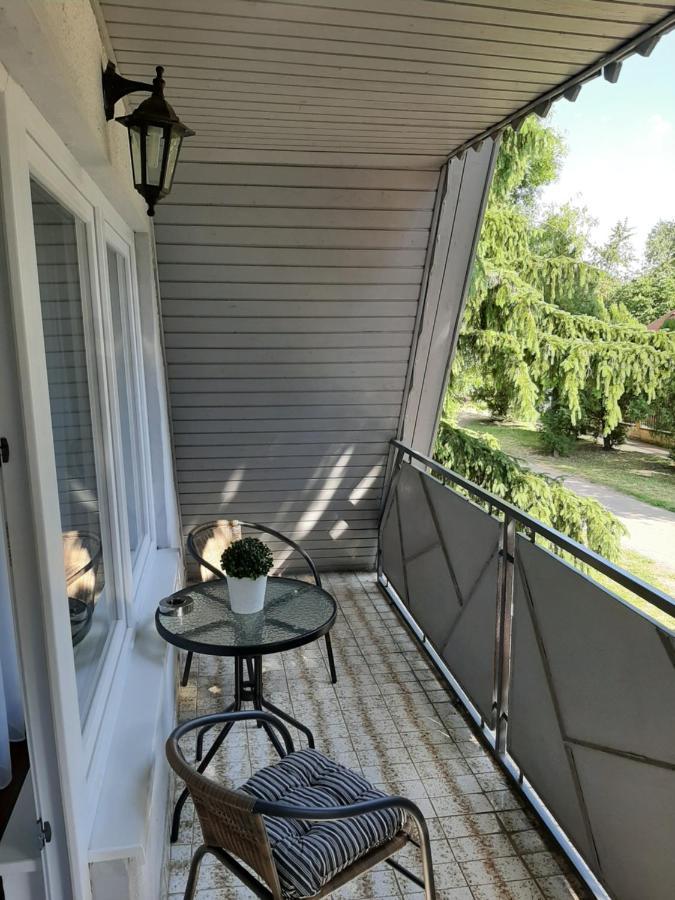 Nikolett Apartman Гайдусобосло Екстер'єр фото